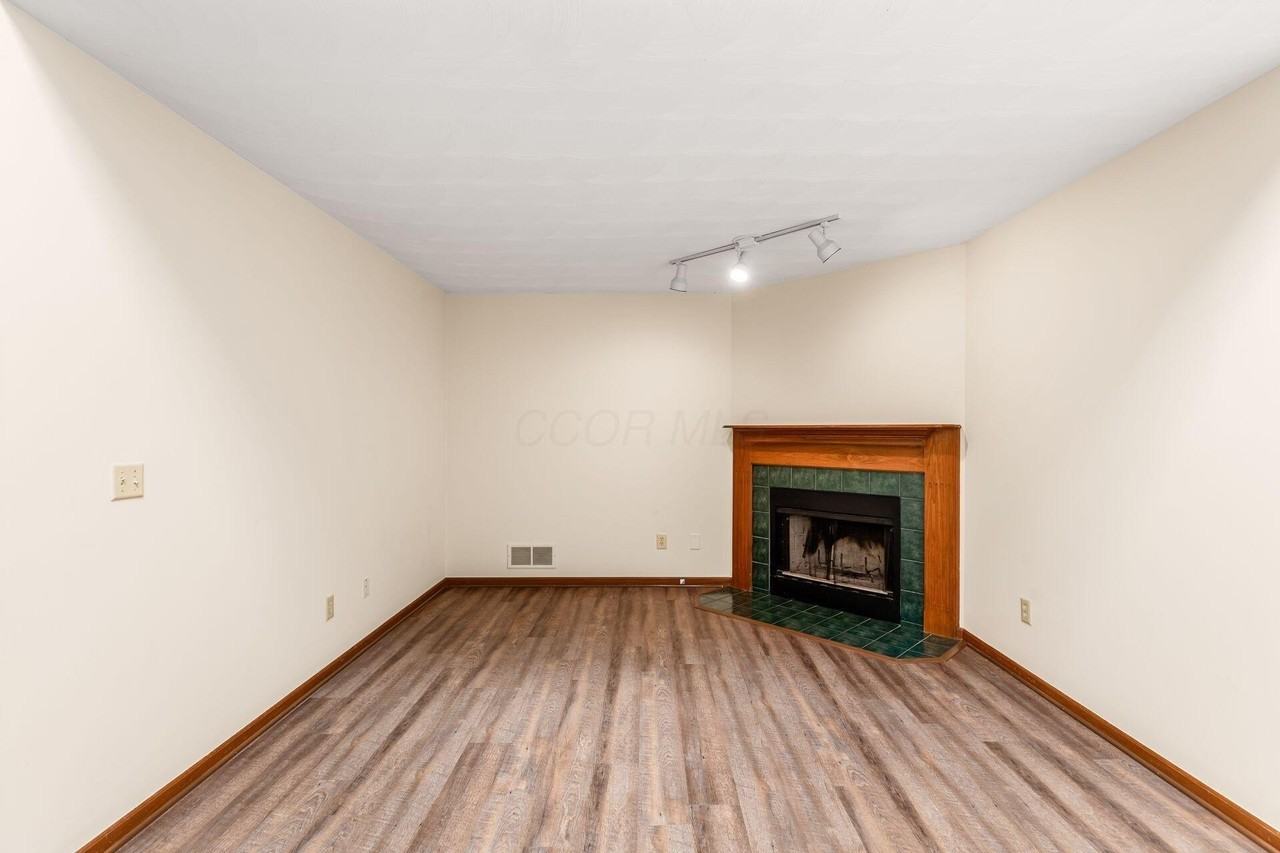 8287 Talia Ct - Photo 6 of 39