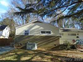 featured image of 1842 Academy St