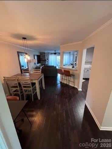 2547 Stockbridge Dr - Photo 4 of 13