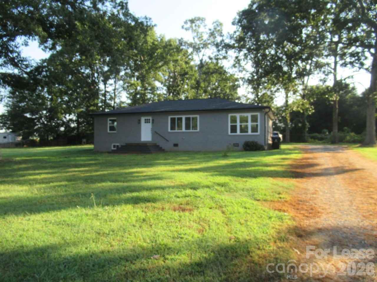 2378 Reepsville Rd - Photo 3 of 29