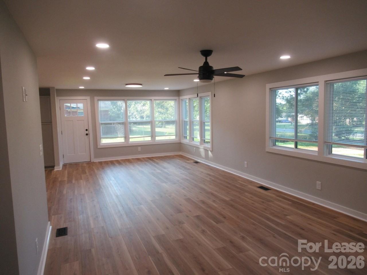 2378 Reepsville Rd - Photo 5 of 29