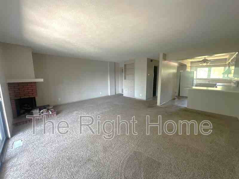 5134 N 105th St - Photo 4 of 14