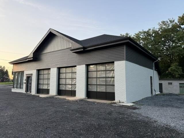 1727 Scalp Ave - Photo 2 of 13