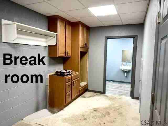 1727 Scalp Ave - Photo 7 of 13
