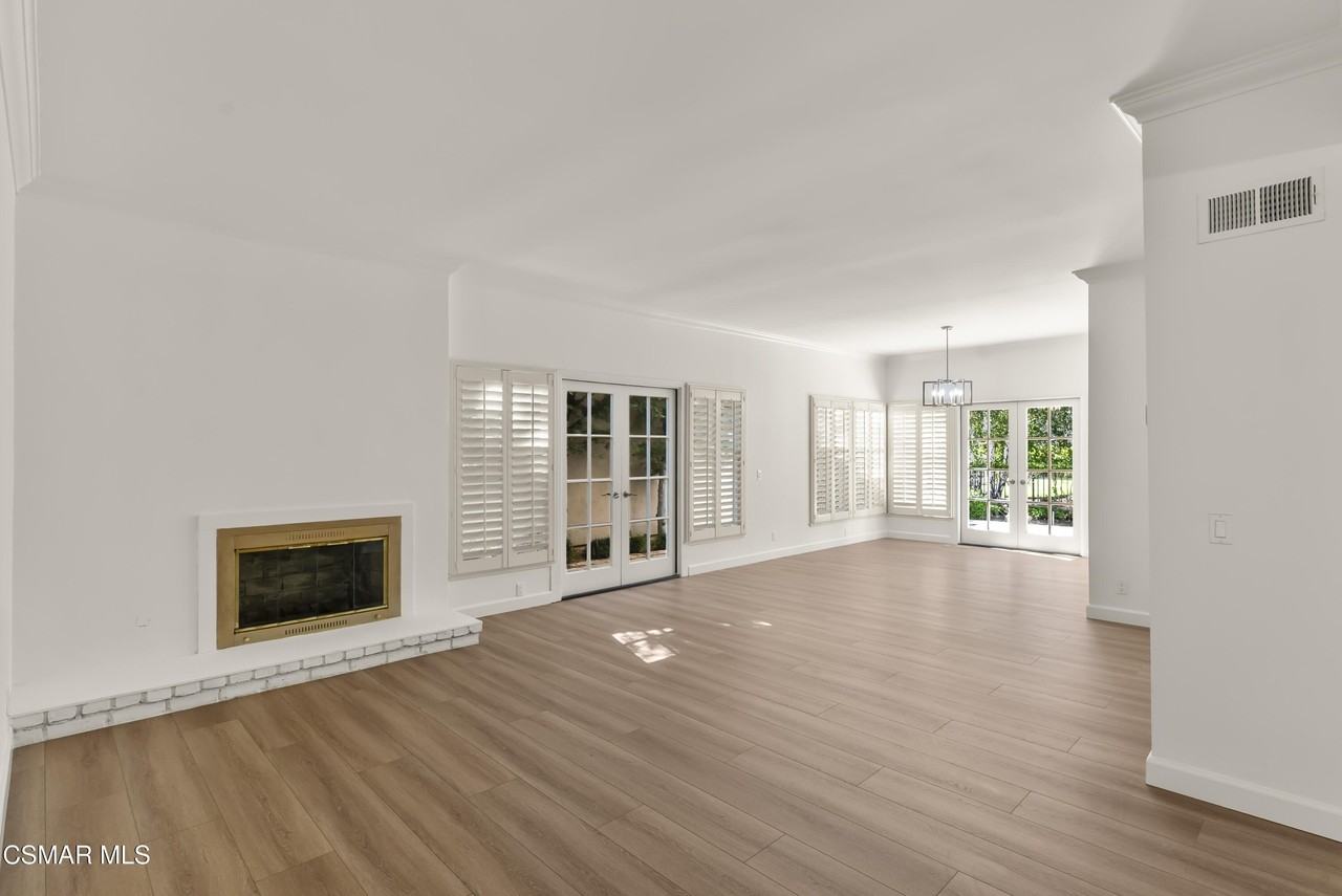 2938 Winding Ln - Photo 3 of 30