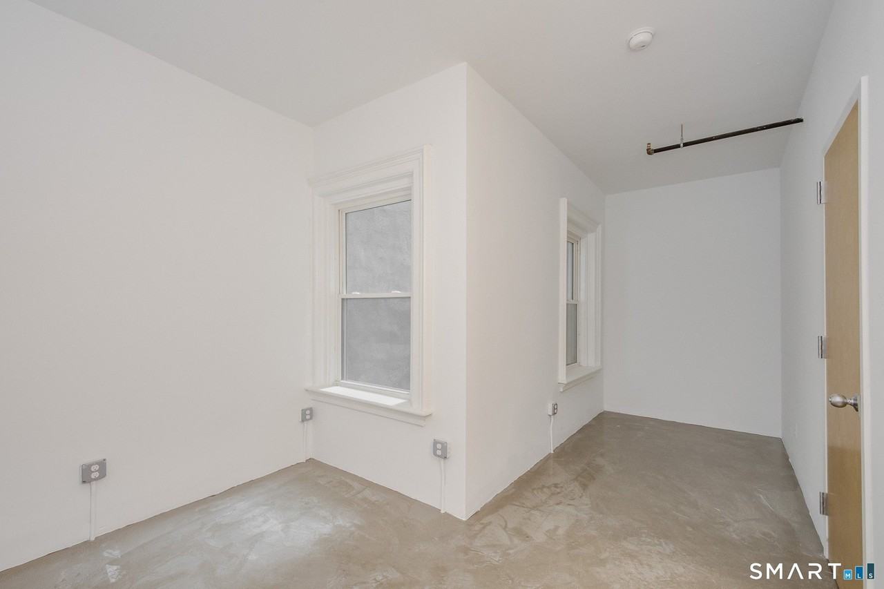 289 Asylum St #2E - Photo 7 of 23
