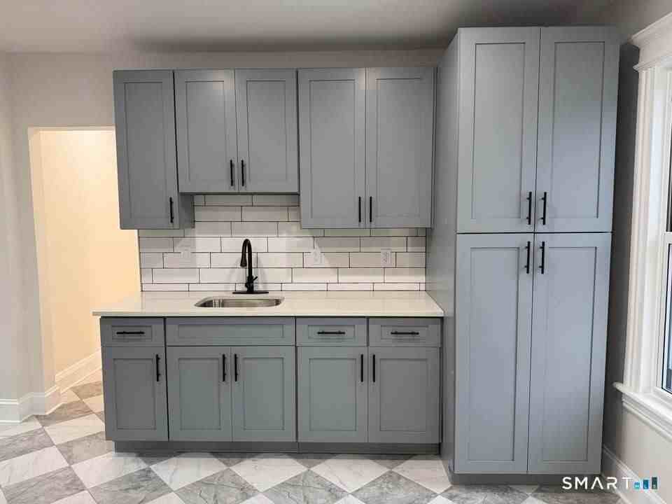 264 Clover St #2ndFL - Photo 5 of 17