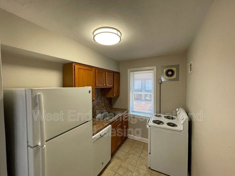 7215 Amherst Ave #7215AMHERS - Photo 2 of 8