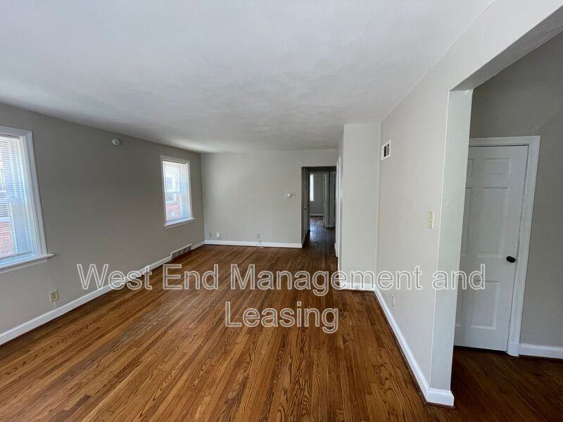 7215 Amherst Ave #7215AMHERS - Photo 3 of 8