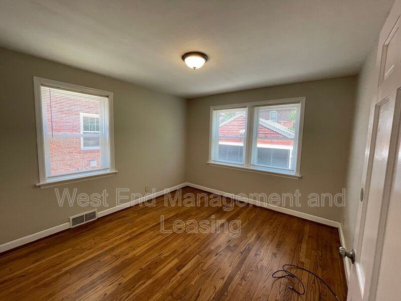 7215 Amherst Ave #7215AMHERS - Photo 7 of 8
