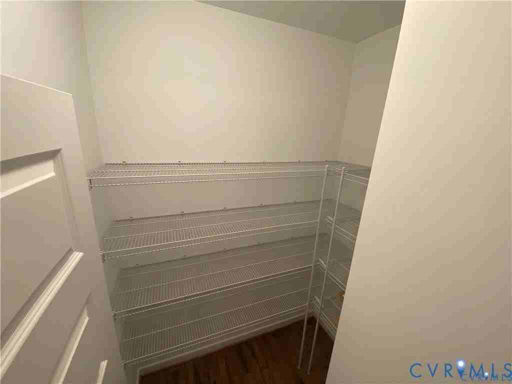 8040 Rutland Village Dr - Photo 6 of 21