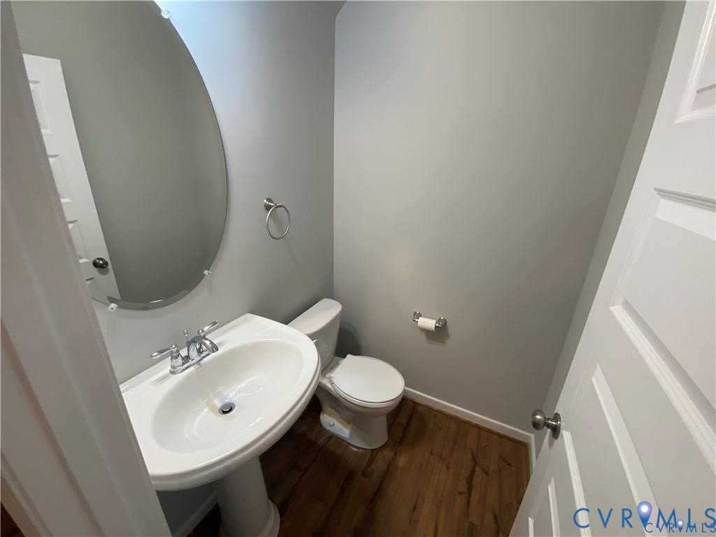 8040 Rutland Village Dr - Photo 7 of 21
