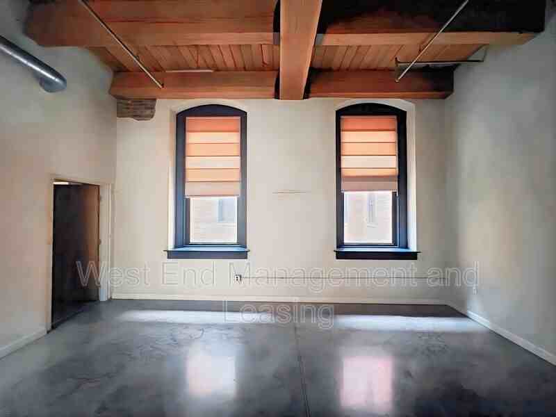 901 Washington Ave #301 - Photo 4 of 14