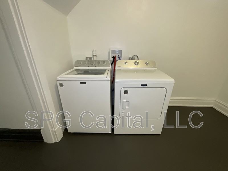 2122 Susquehanna St - Photo 4 of 9