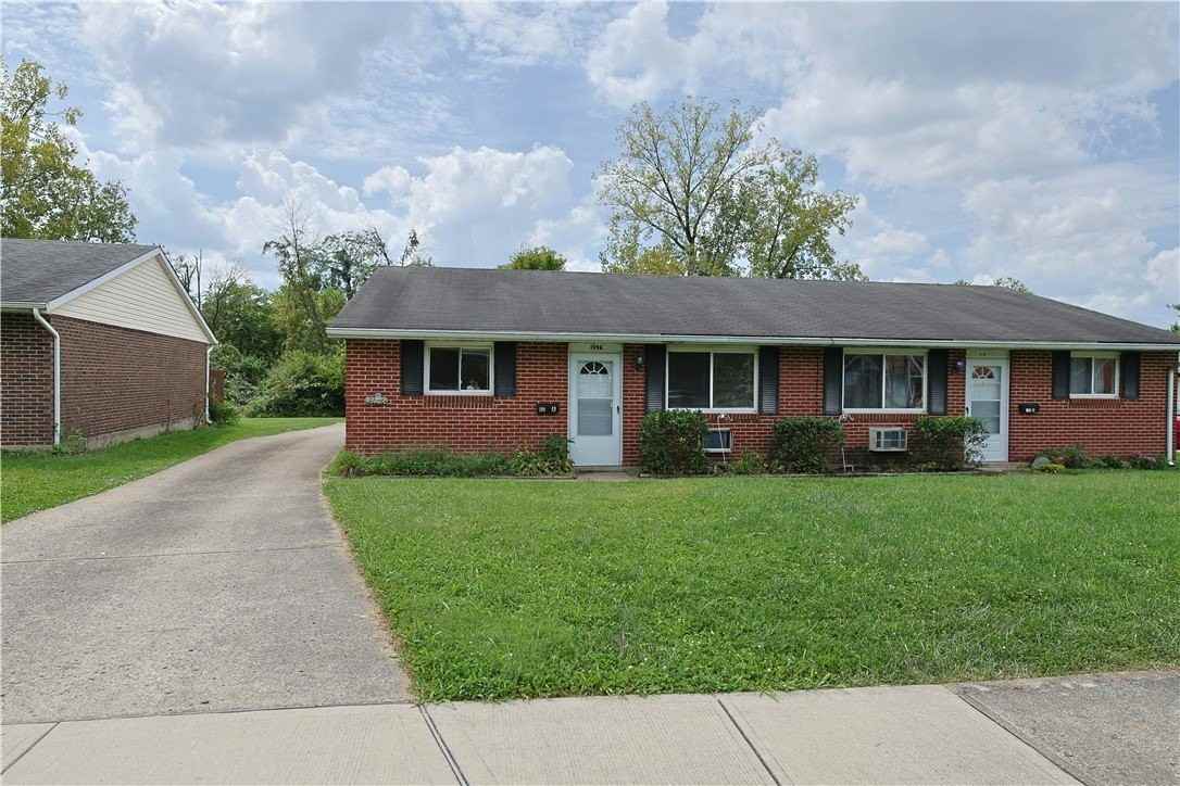 199 Rosemarie Dr #A - Photo 3 of 17