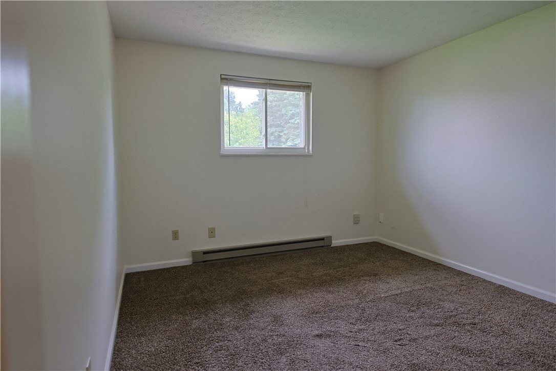 199 Rosemarie Dr #A - Photo 6 of 14
