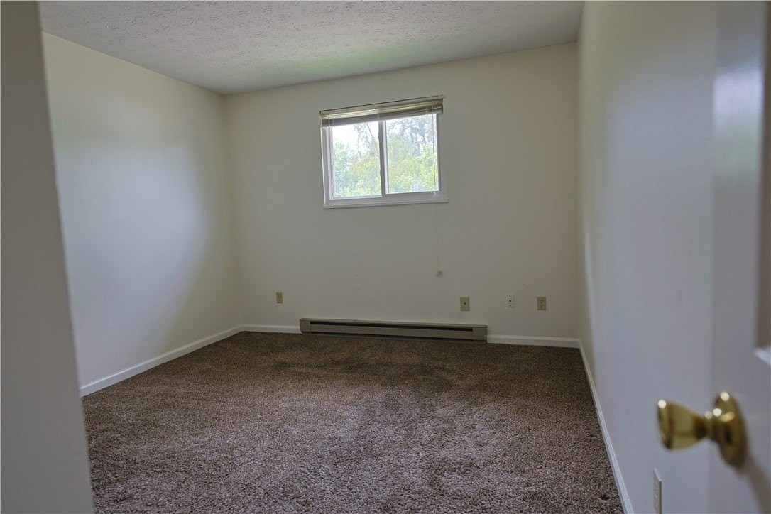 199 Rosemarie Dr #A - Photo 7 of 14