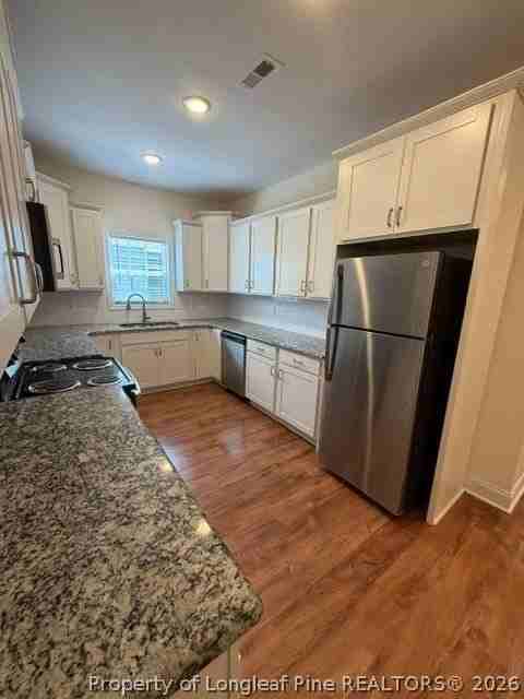 811 Linwood Ave - Photo 3 of 19
