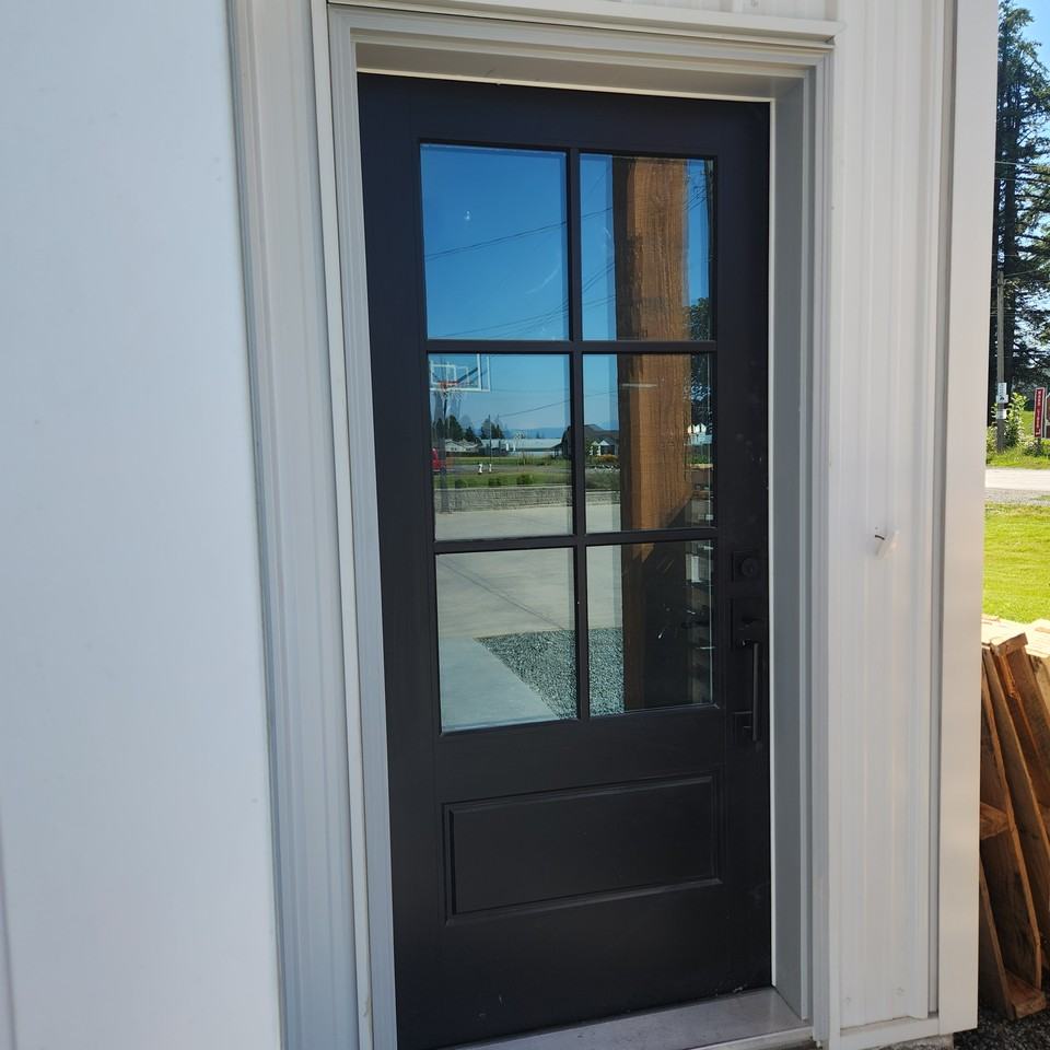 838 Gladwin Road - Photo 4 of 27