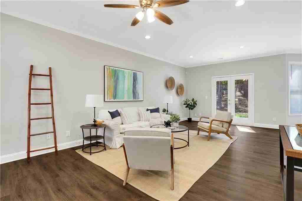 2431 Woodside Way - Photo 2 of 41