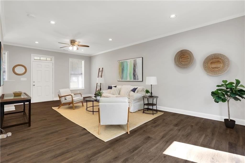 2431 Woodside Way - Photo 4 of 41