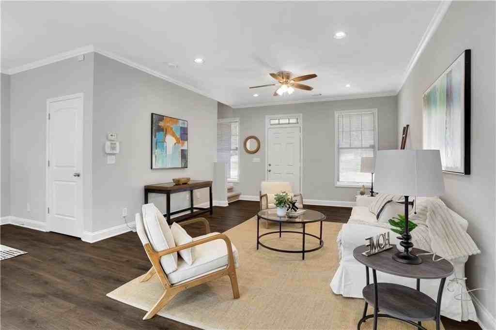 2431 Woodside Way - Photo 6 of 41