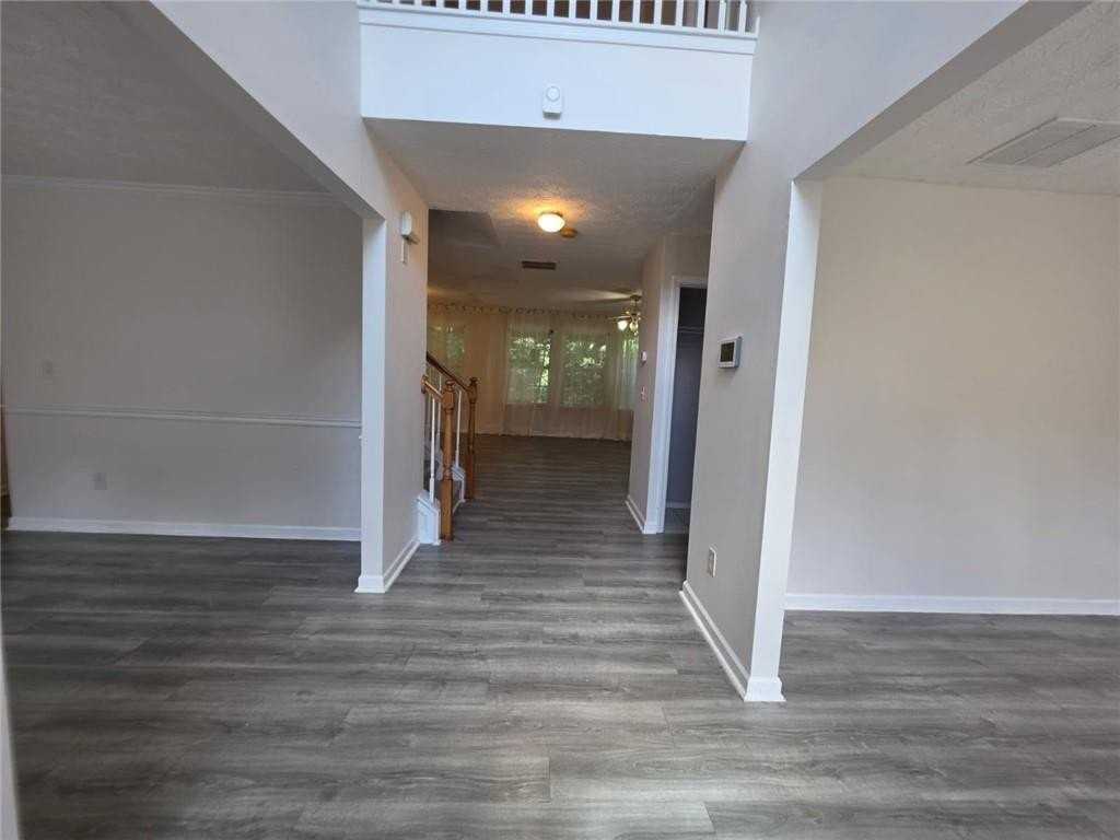 3983 Roxberry Hill Ln - Photo 3 of 44