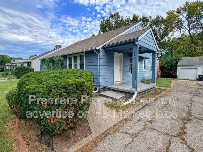 325 E 28th Ave - Photo 3 of 15