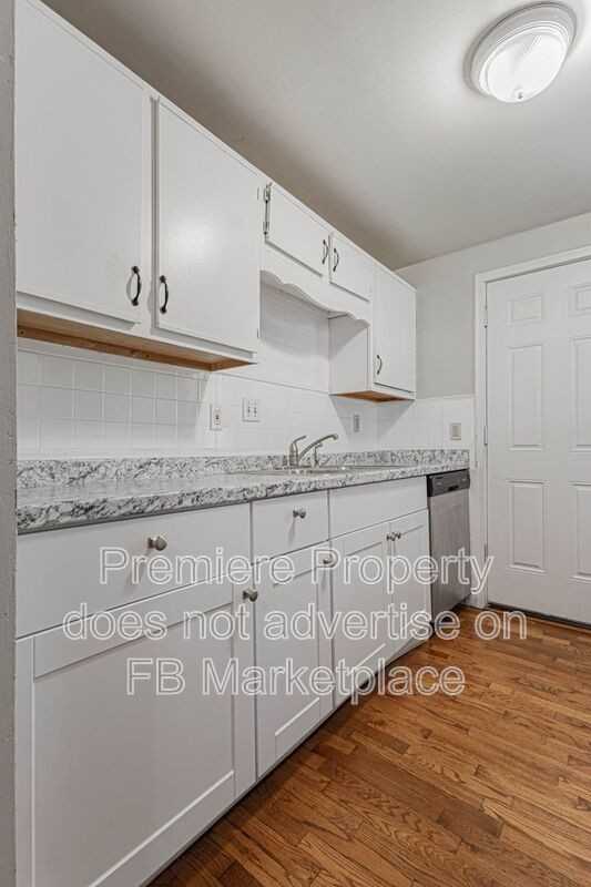 325 E 28th Ave - Photo 6 of 15