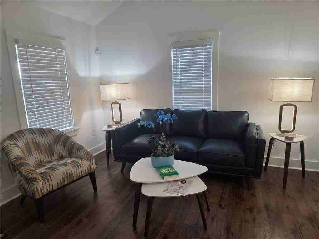 755 Bonnie Brae Ave Sw - Photo 6 of 24