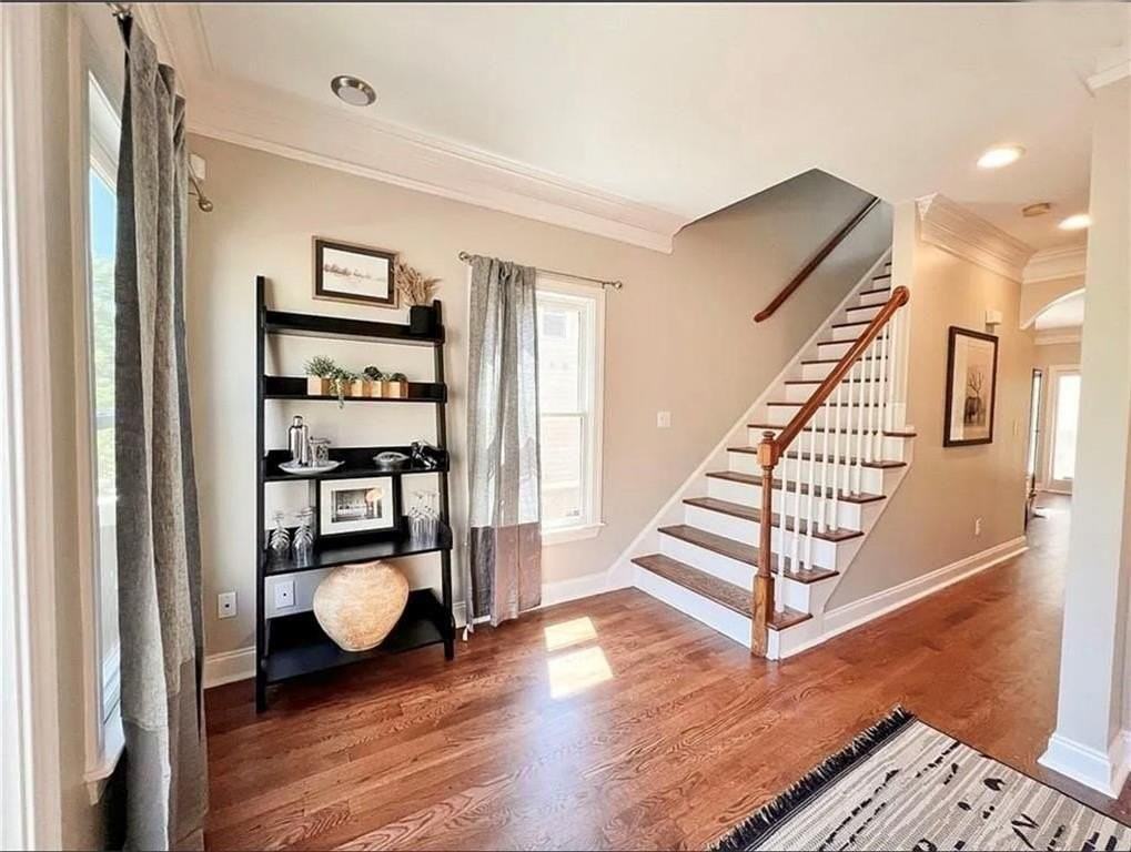 634 Irwin St Ne - Photo 7 of 29