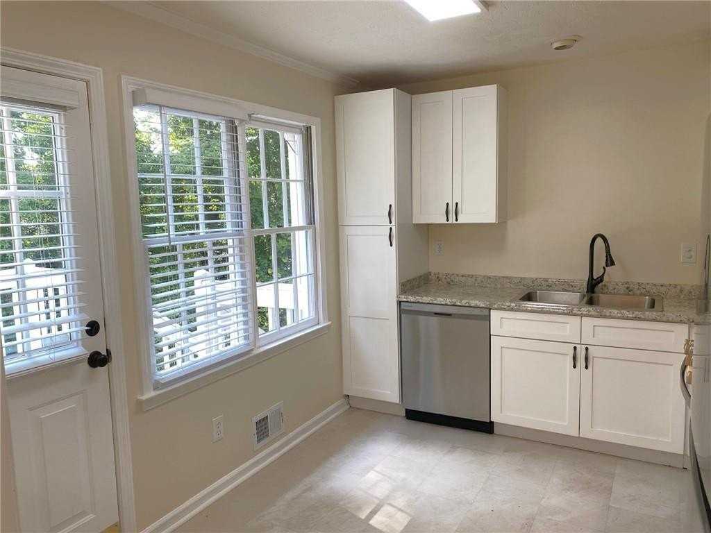 2205 Pair Rd Sw - Photo 6 of 39