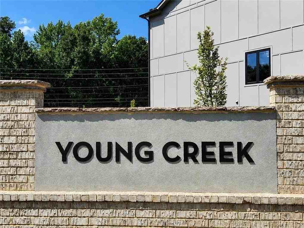 3563 Chelsea Falls Way - Photo 3 of 17