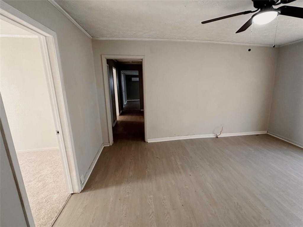 109 South St - Photo 2 of 12