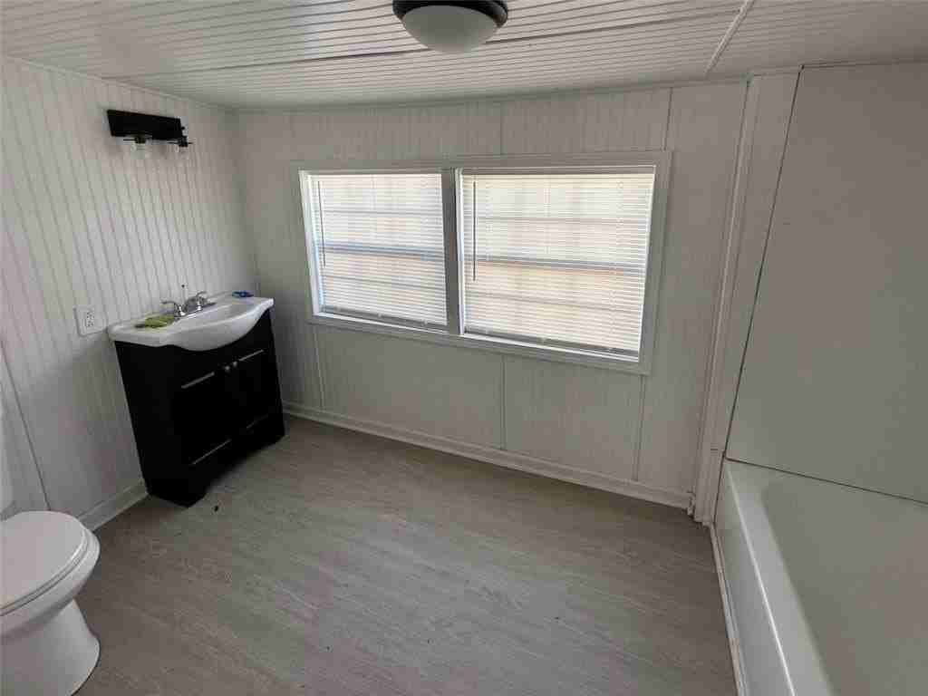 109 South St - Photo 6 of 12
