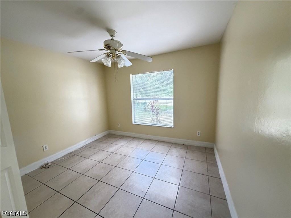 4939 Leonard Blvd S - Photo 5 of 9