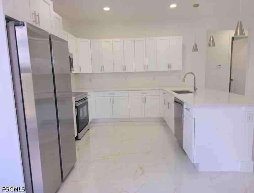 5385 Kaspar St - Photo 3 of 8