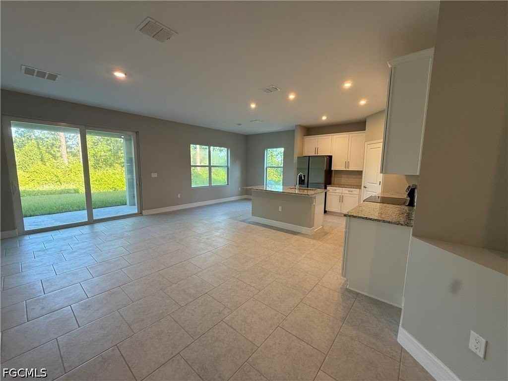 505 Greenbriar Blvd - Photo 4 of 20