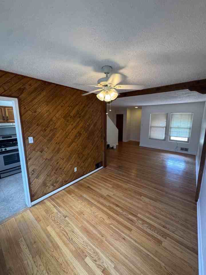 1405 San Carlos Rd Sw #7 - Photo 4 of 14