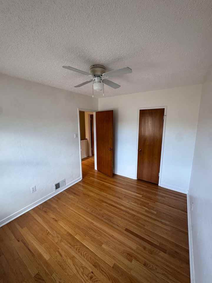 1405 San Carlos Rd Sw #7 - Photo 7 of 14