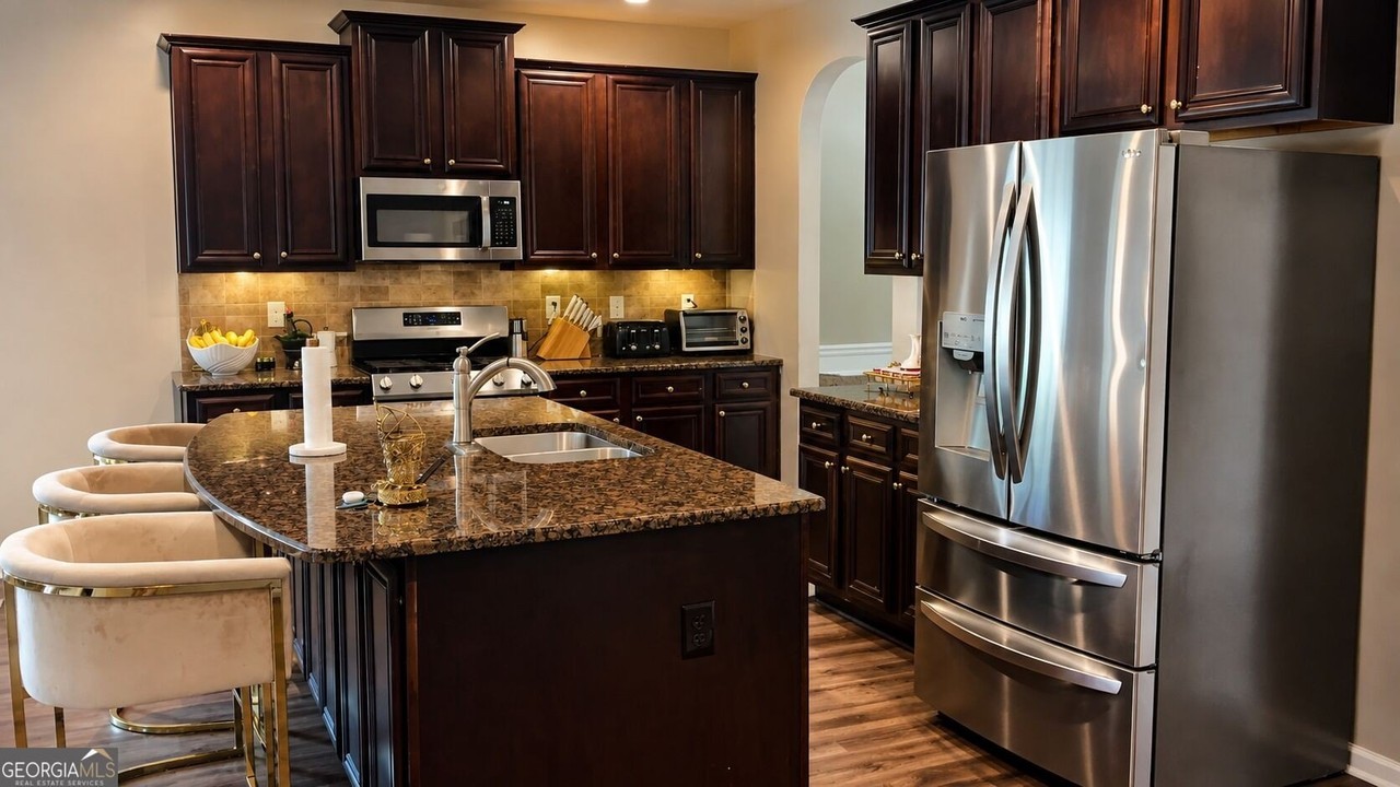 1301 Rose Terrace Cir - Photo 7 of 18