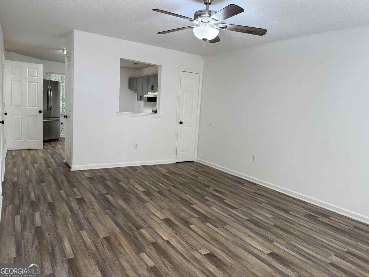 110 Pasteur Ct - Photo 4 of 10
