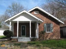 featured image of 15 Oak St Ne
