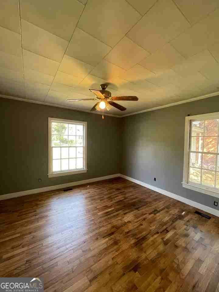 209 West Dr - Photo 5 of 5