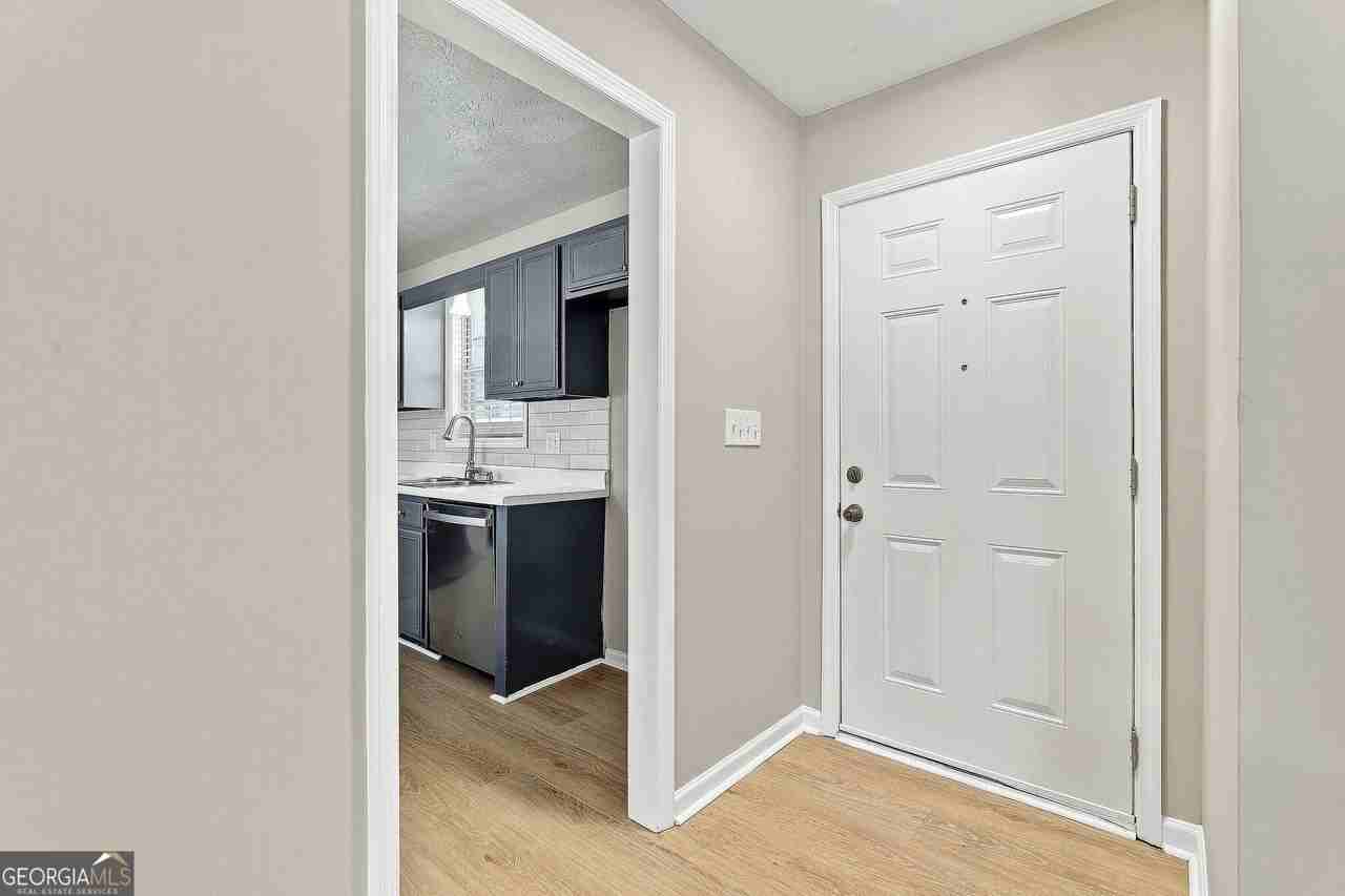 104 Ridgefield Cir - Photo 6 of 31