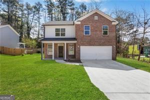 featured image of 2431 Woodside Way