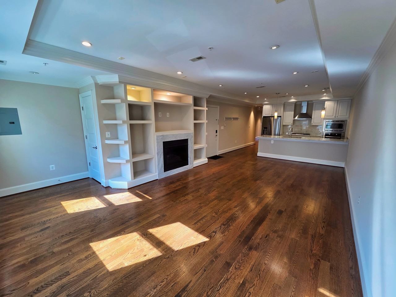 2446 Ontario Rd Nw #1 - Photo 6 of 46