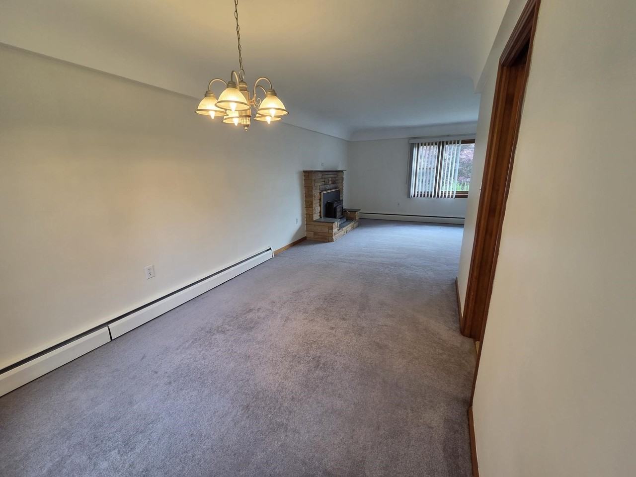 208 Fischer Dr - Photo 3 of 10