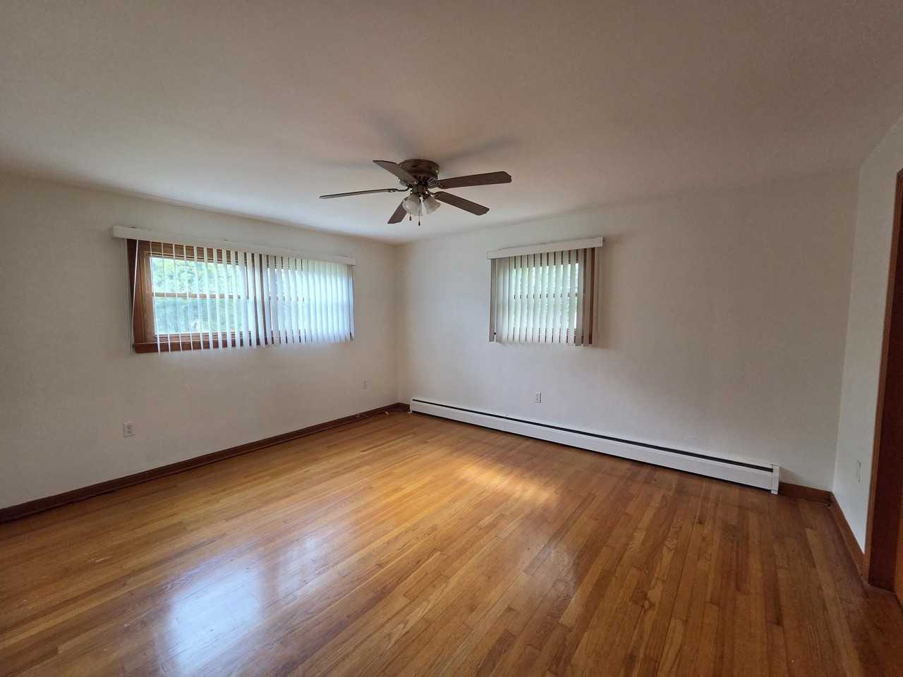 208 Fischer Dr - Photo 7 of 10