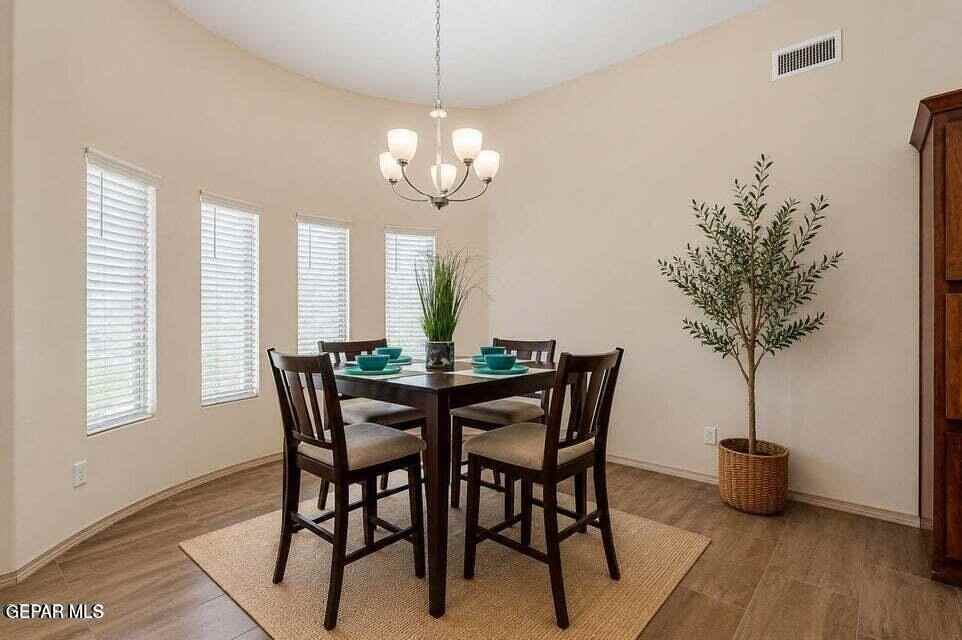 13981 Flora Vista Ave - Photo 5 of 17